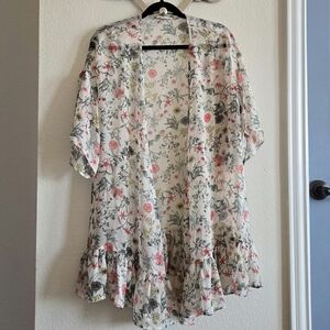 Easel Floral Kimono with Ruffle Trim, Size Small